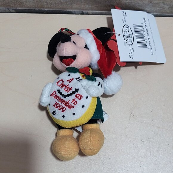 Vintage Disney Store A Christmas To Remember Mickey 1999 Plush Ornament - Picture 6 of 8
